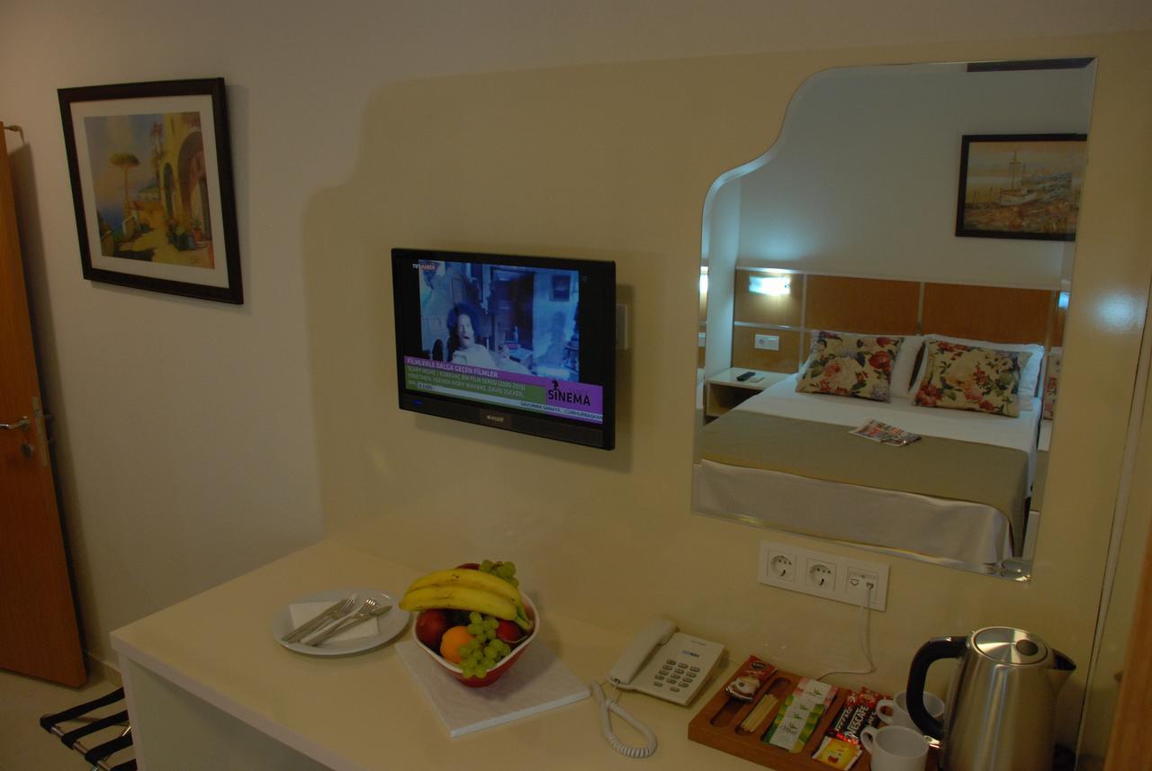 Palm Beach Otel 锡利夫凯 外观 照片