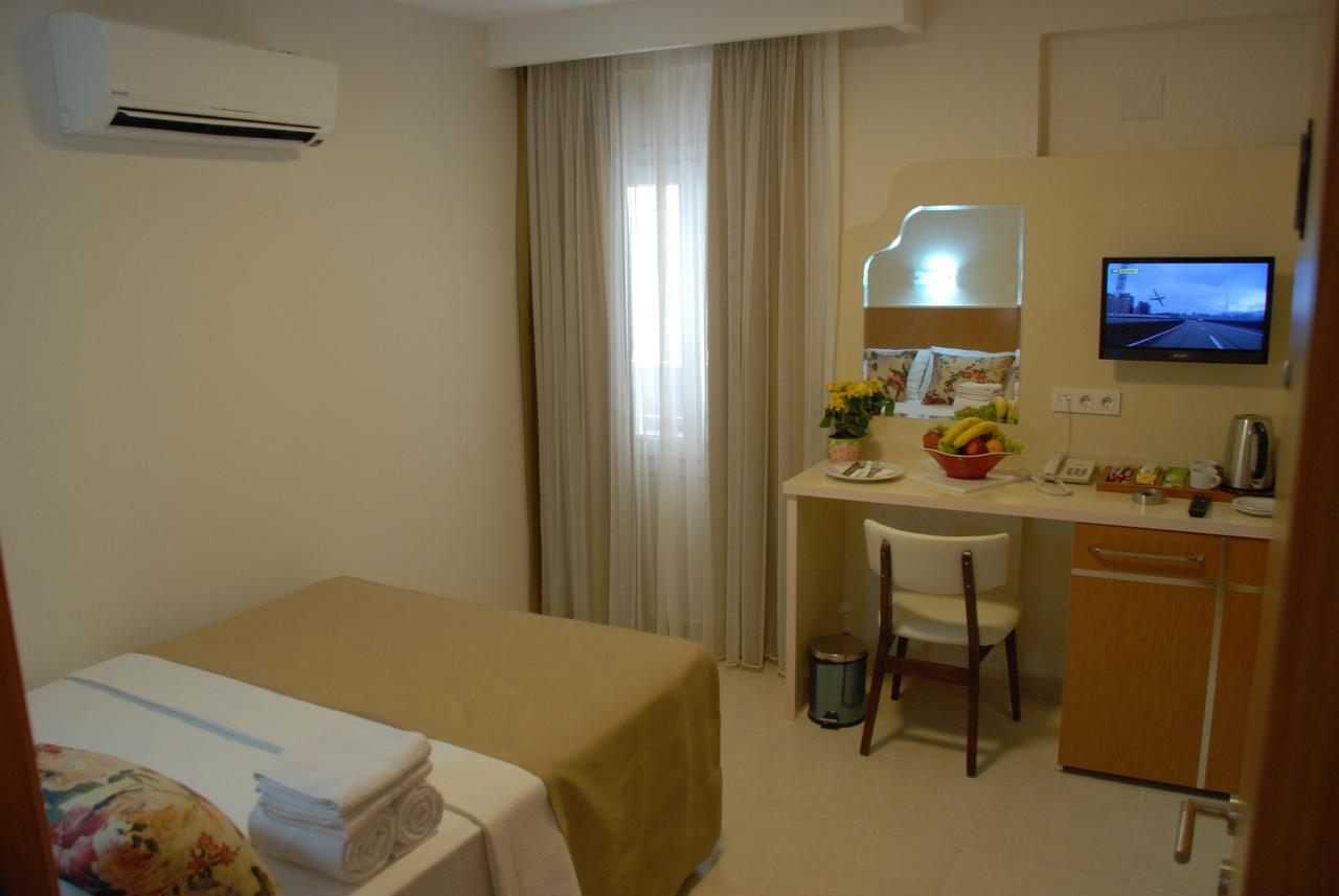 Palm Beach Otel 锡利夫凯 外观 照片