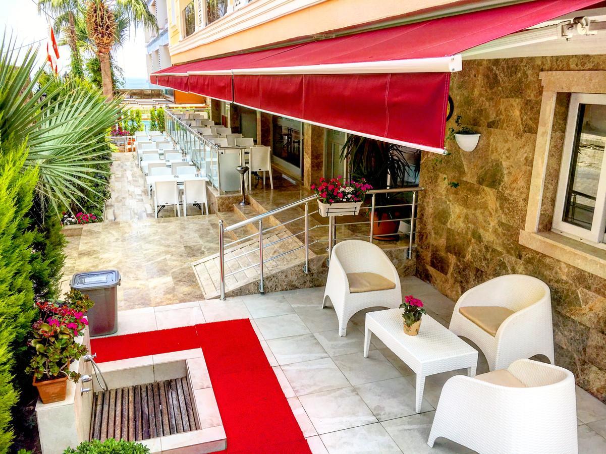 Palm Beach Otel 锡利夫凯 外观 照片